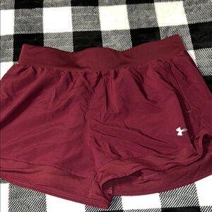 Under Armour Maroon Athletic Shorts Lightweight Elastic Fit